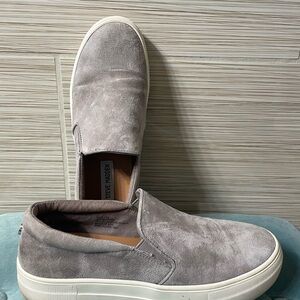 Steve Madden Gray Suede Women's Slip-Ons
